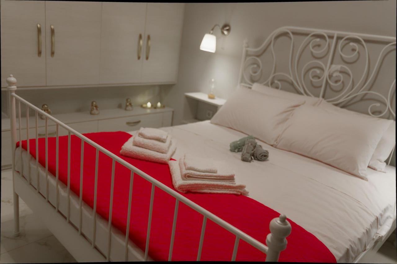 Niriides Apartments Portokhéli Eksteriør bilde